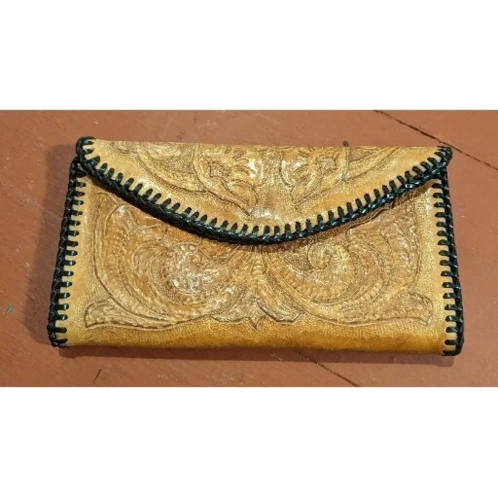 Vintage Handmade Western Leather Embossed Clutch Wallet‎ Tooled Flowers